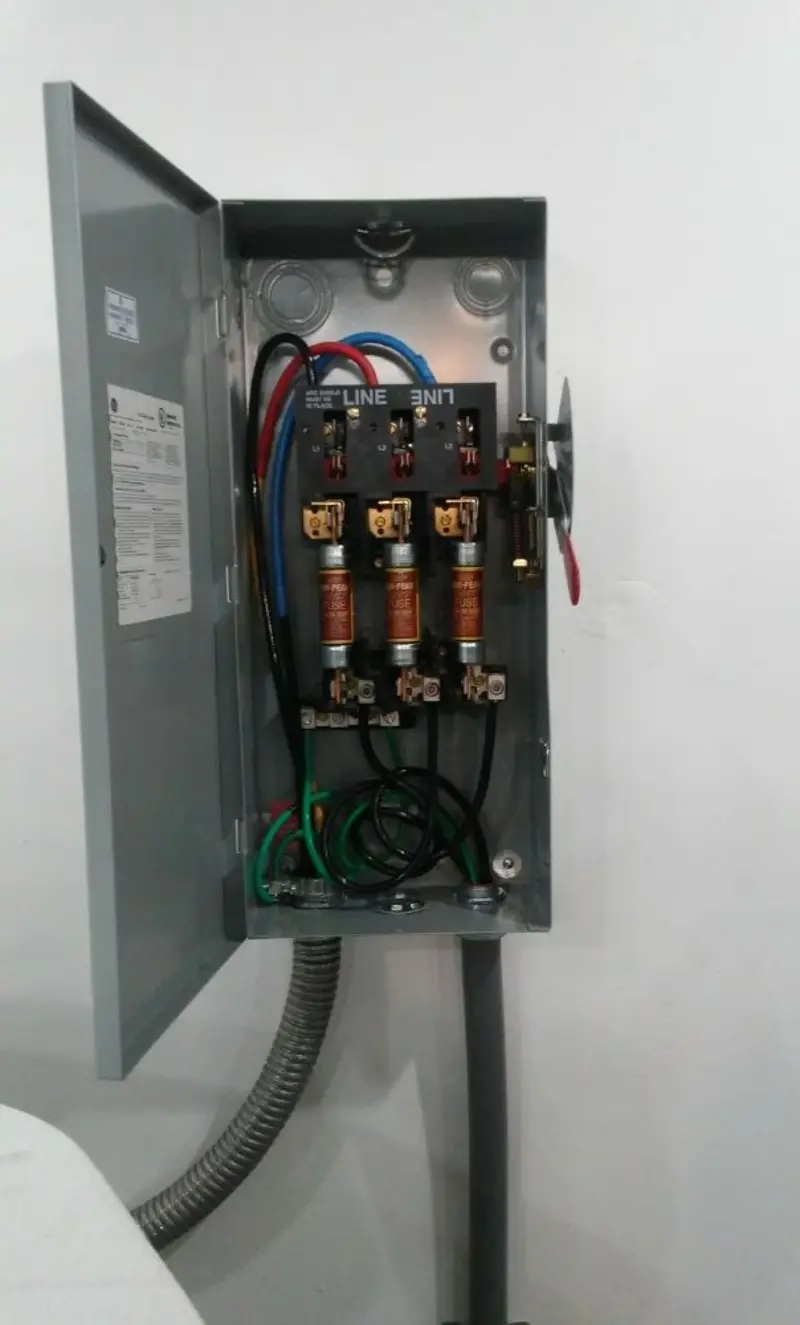 Three-phase disconnect switch installed for Electrical Wiring & Rewiring in Mill Creek